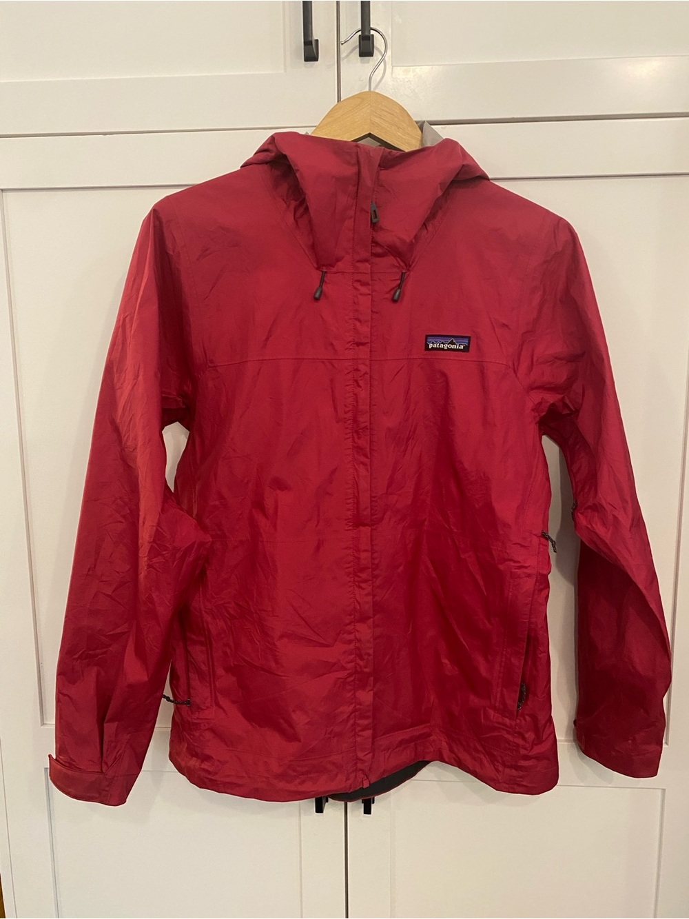 Patagonia Red/Maroon h2no Waterproof-Breathable Nylon Hooded Rain Jacket Size M